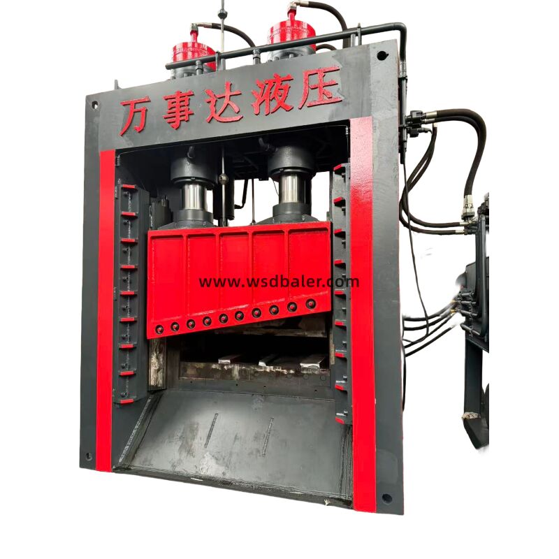 Reinforced Heavy-Duty Gantry Shear With 1800mm Balde Size For Structural Steel And Demolition Scrap