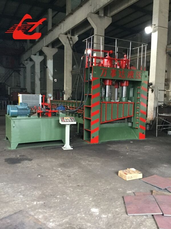 Precise Reliable 8000kN Gantry Shear with 2000 mm Blade for Reducing Scrap Handling and Transport Costs