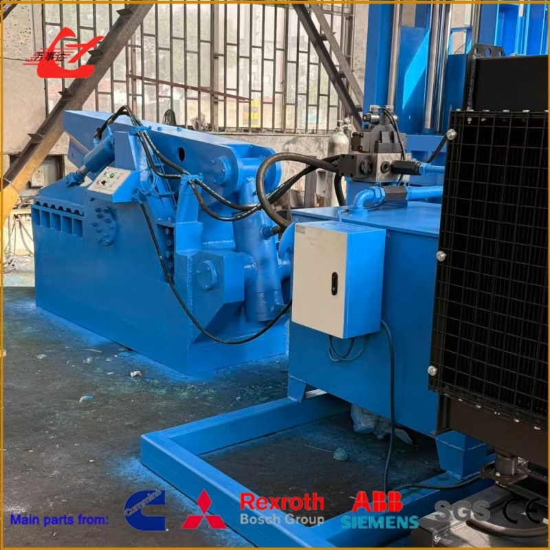 Industrial Waste Metal Cutting Hydraulic Metal Shear 4000KN For Steel Processing Plants With PLC Semi-Automatic Operation